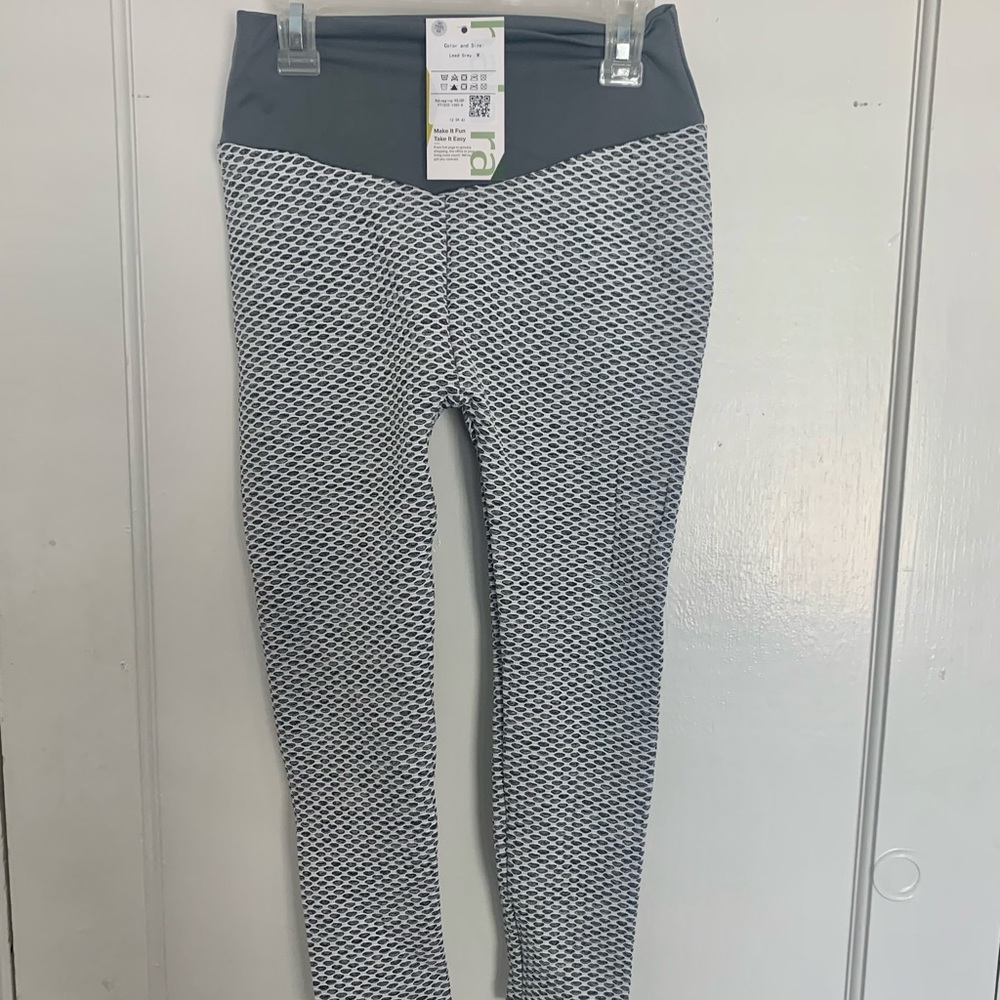 Halara |Rise, 7/8, Scrunch Butt, Tiktok leggings